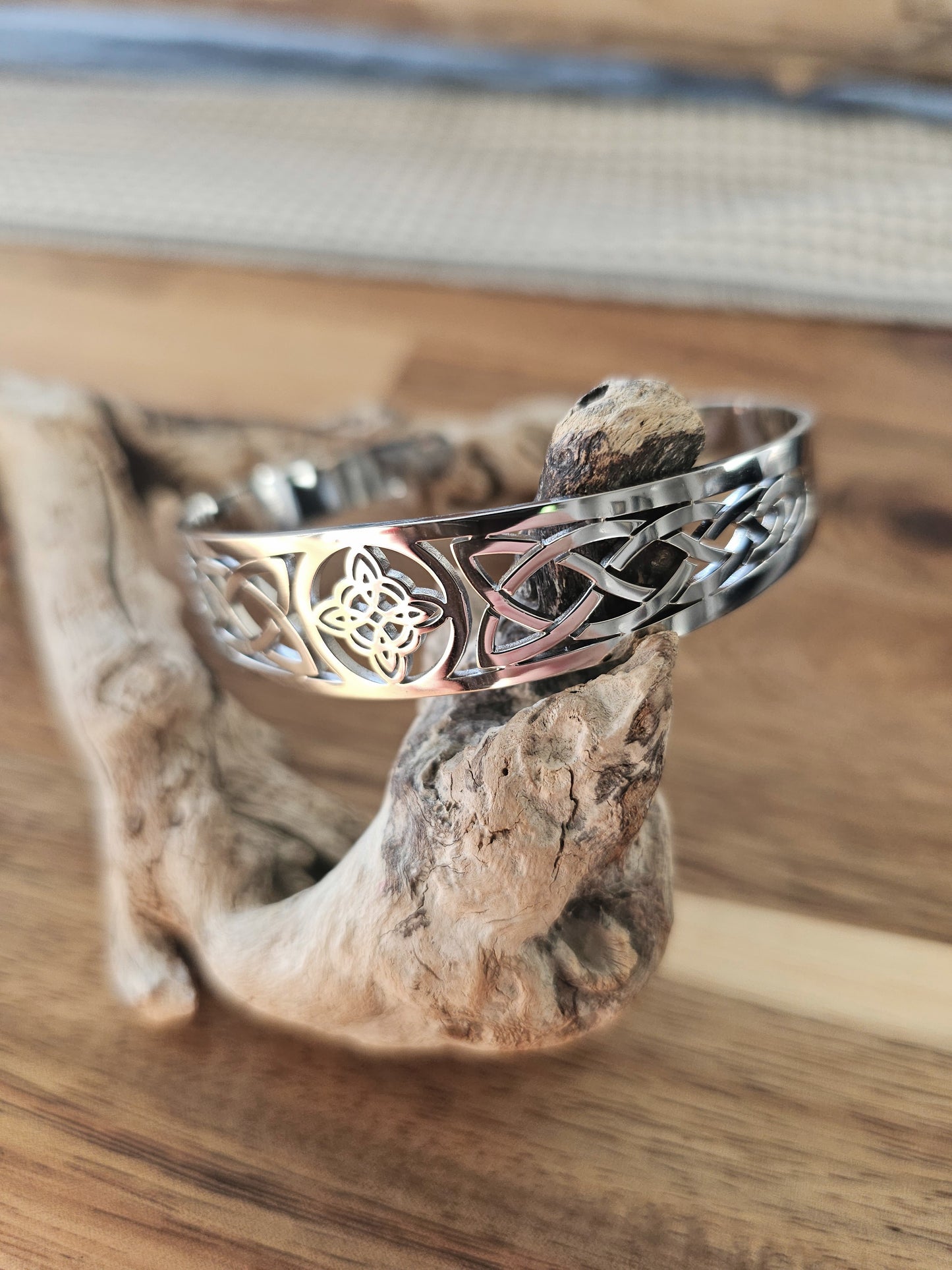 Witch's Knot Filligree Cuff Bracelet - Norse Pagan