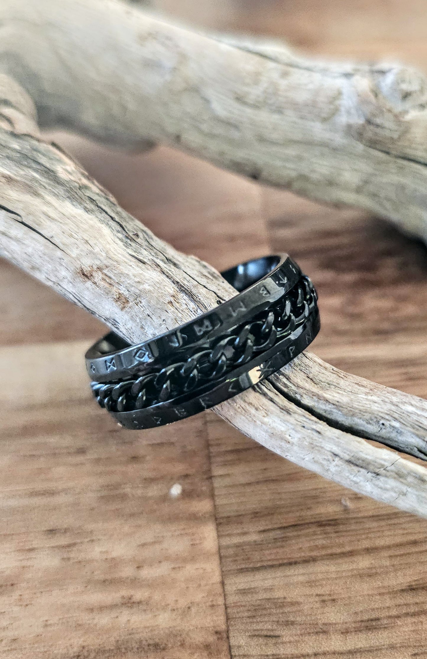 Runestone Chain Ring – Black Stainless Steel