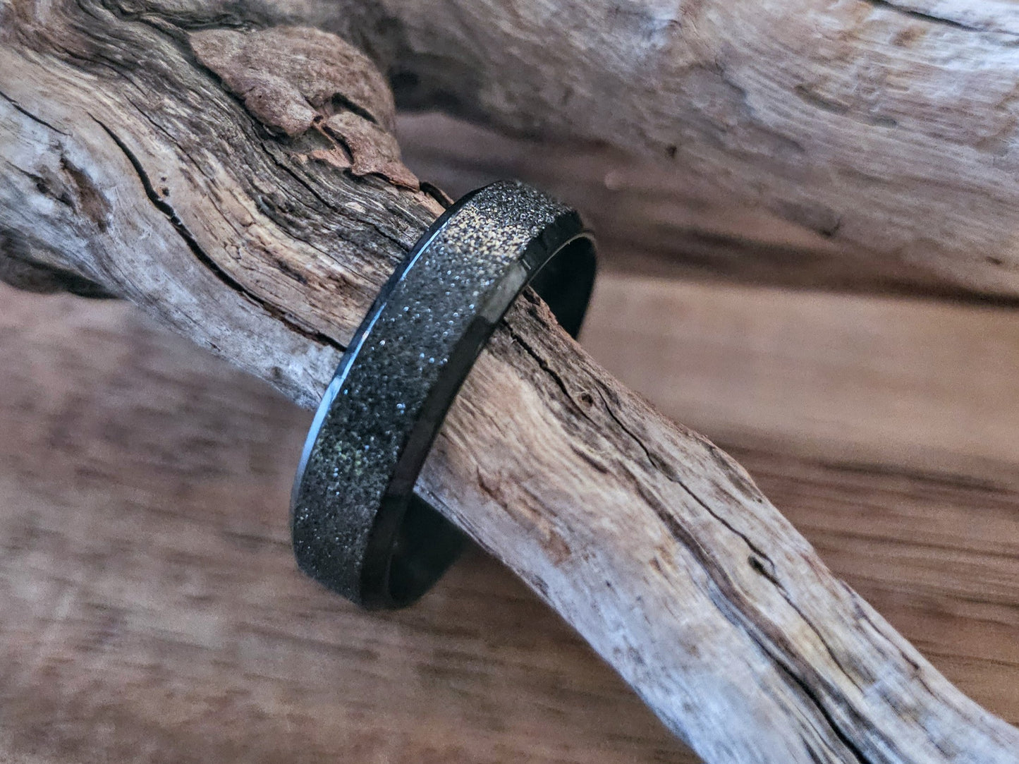 Sparkleforged Black Steel Ring