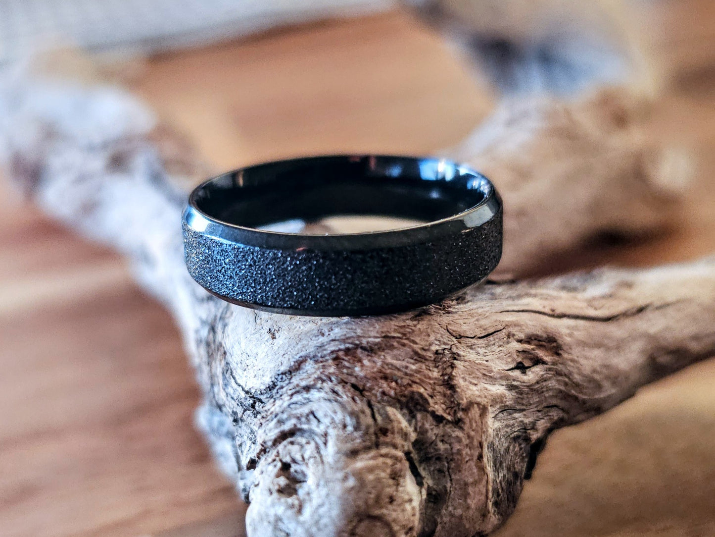 Sparkleforged Black Steel Ring