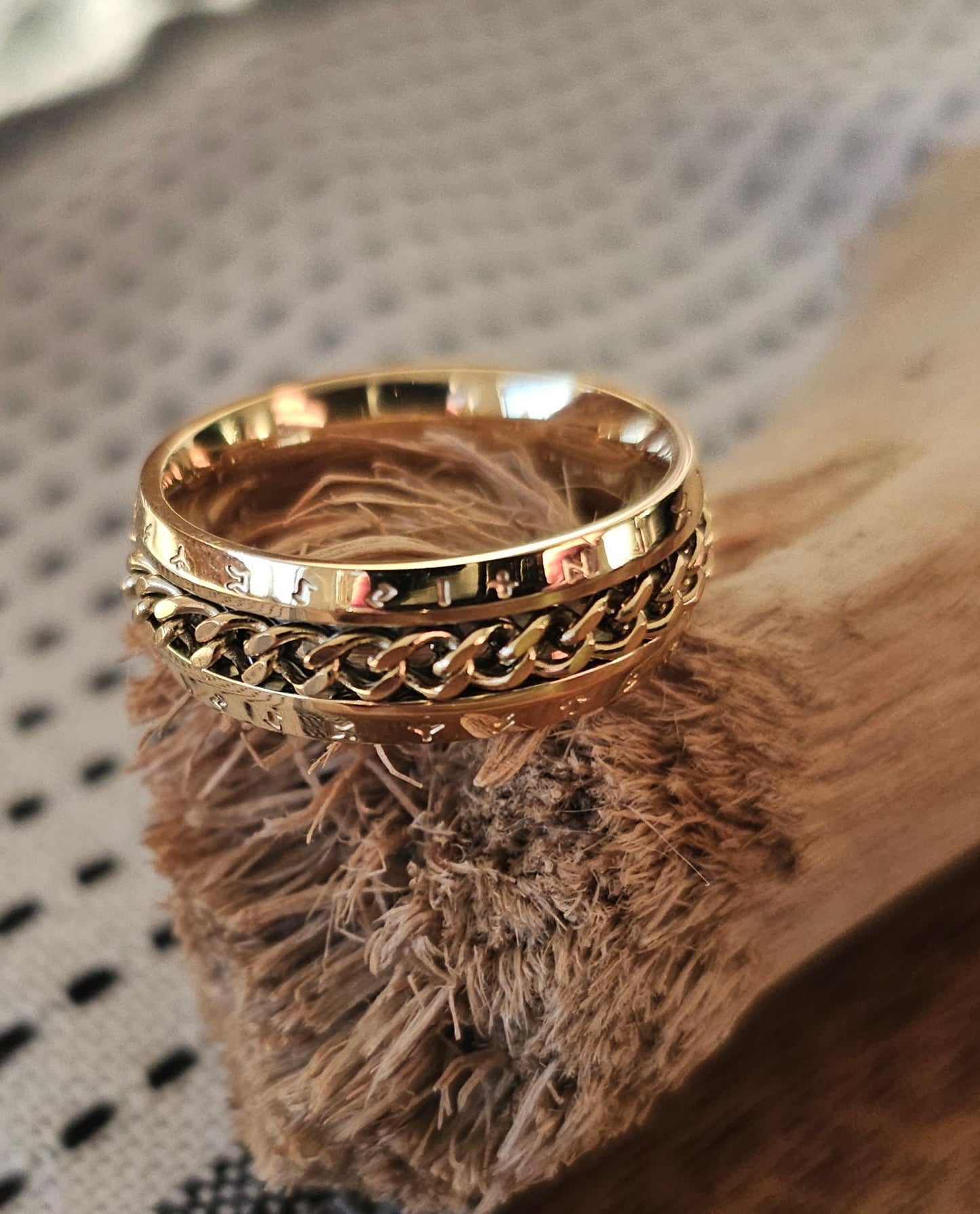 Runestone Chain Ring – Gold Stainless Steel