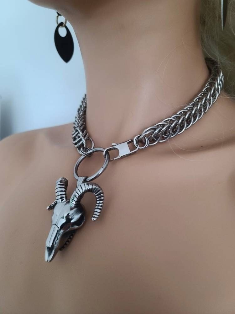 Baphomet Goat Skull Gothic Punk Choker Collar Necklace - Handmade Chunky Chain grunge aesthetic jewelry