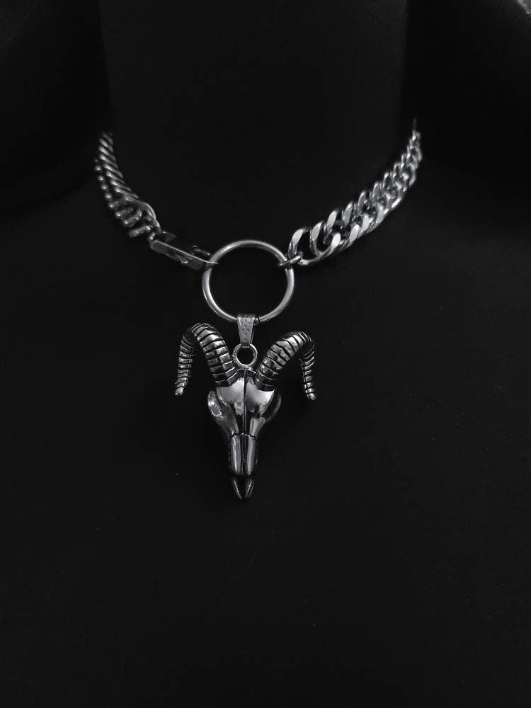 Baphomet Goat Skull Gothic Punk Choker Collar Necklace - Handmade Chunky Chain grunge aesthetic jewelry