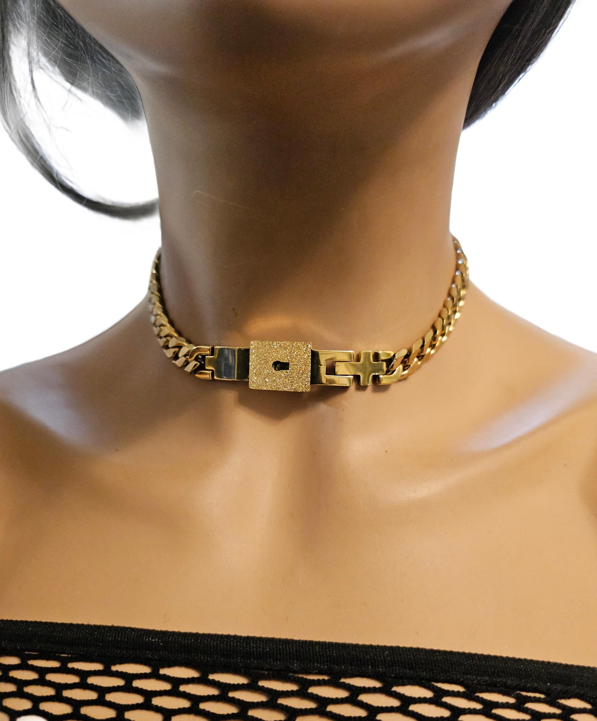 Gold Day Collar Luxury Elegant Submissive Style Locking Choker Necklace & Key | BDSM Bondage Aesthetic Handmade Padlock Couples Jewelry