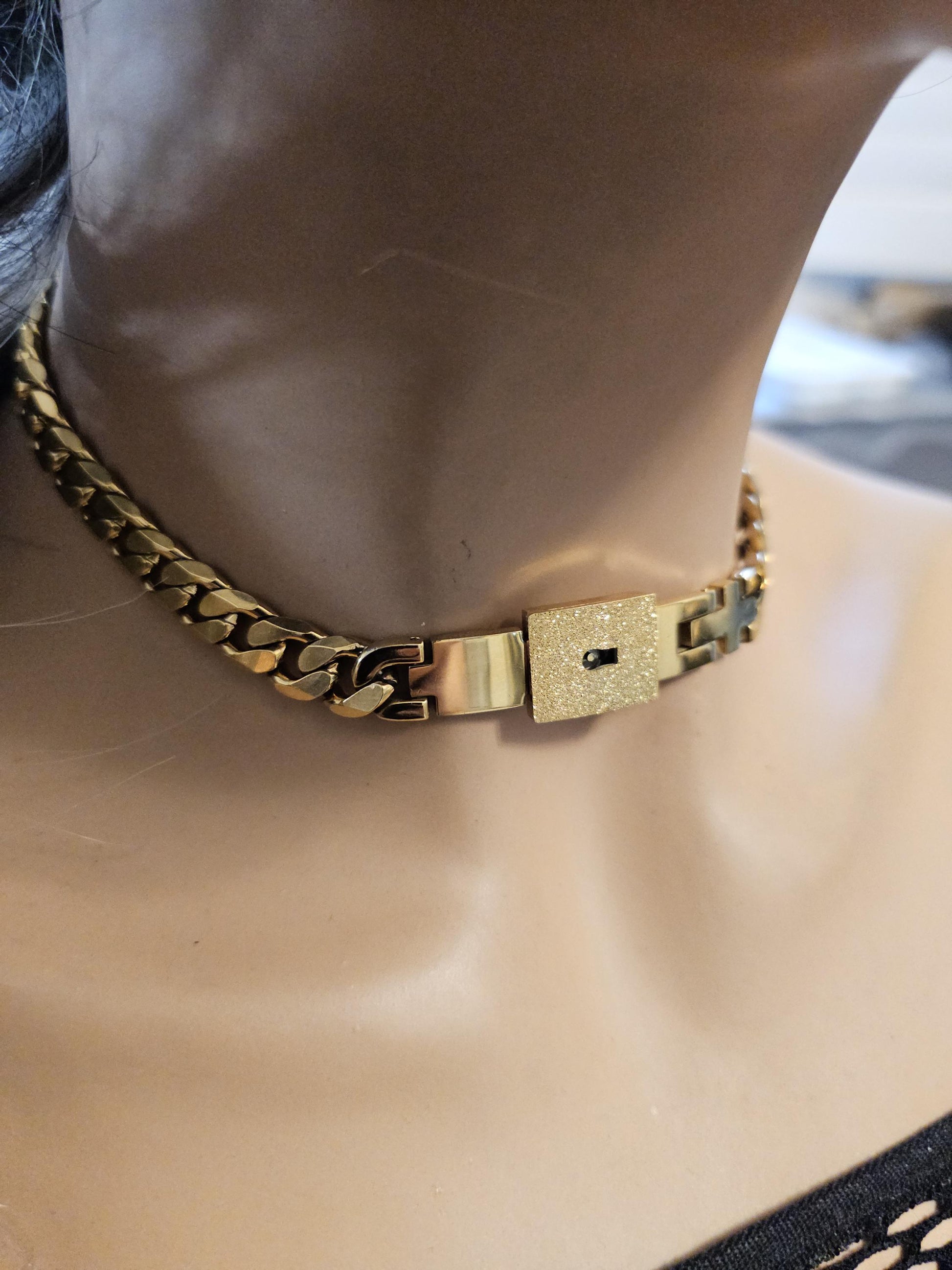 Gold Day Collar Luxury Elegant Submissive Style Locking Choker Necklace & Key | BDSM Bondage Aesthetic Handmade Padlock Couples Jewelry