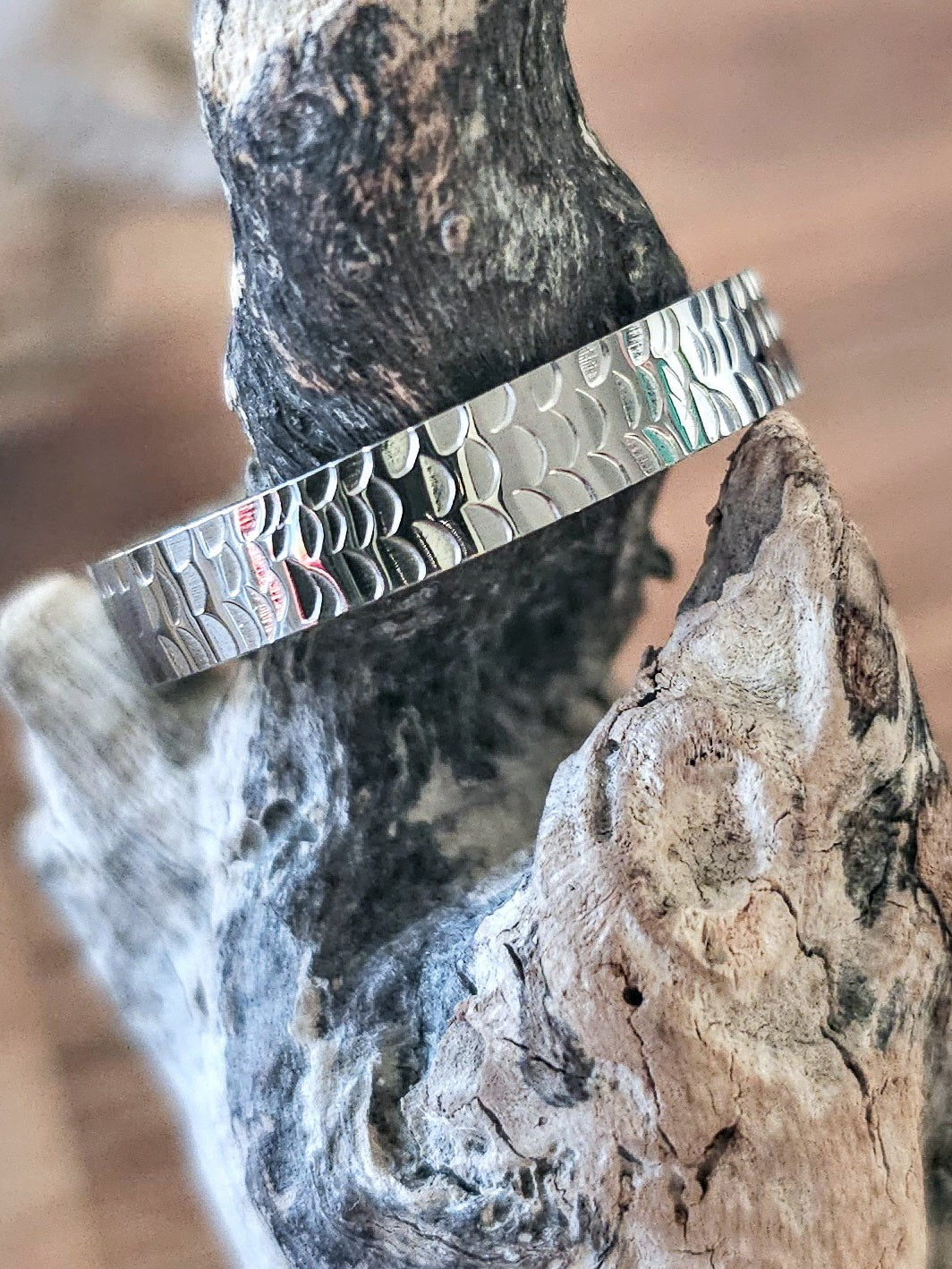 Mini Dragon’s Hoard Ring – Stainless Steel Dragon Scale Band