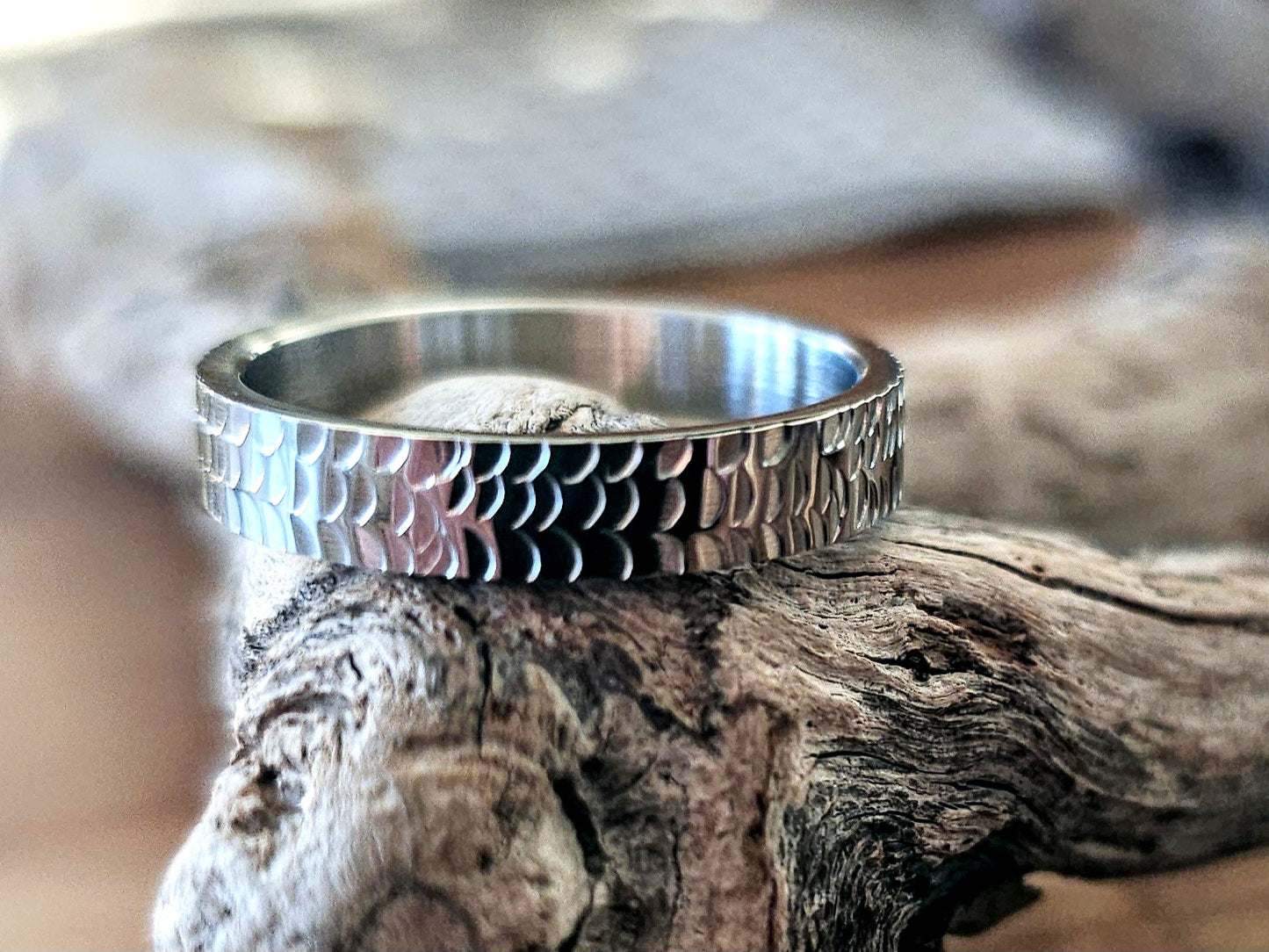 Mini Dragon’s Hoard Ring – Stainless Steel Dragon Scale Band